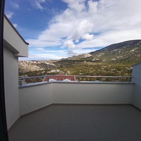 Villa Luce Apartment House Karlobag Buitenkant foto