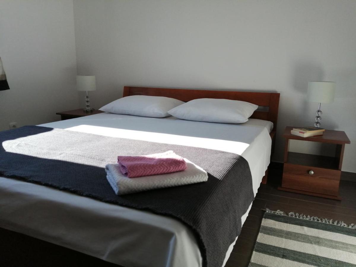 Villa Luce Apartment House Karlobag Buitenkant foto