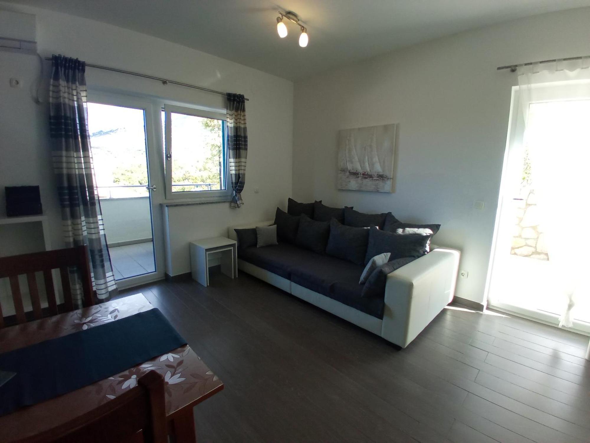 Villa Luce Apartment House Karlobag Buitenkant foto